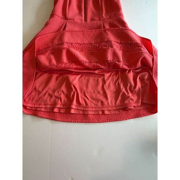 Express Coral Pink Lace Trim Halter Fit and Flare Dress Front Zip Size 6 - Picture 4 of 6